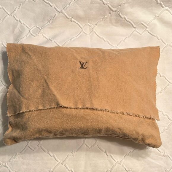 Authentic Louis Vuitton Damier Sarrai Bag - Picture 14 of 16